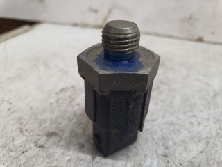 bontott DACIA DUSTER Kopogás Jeladó