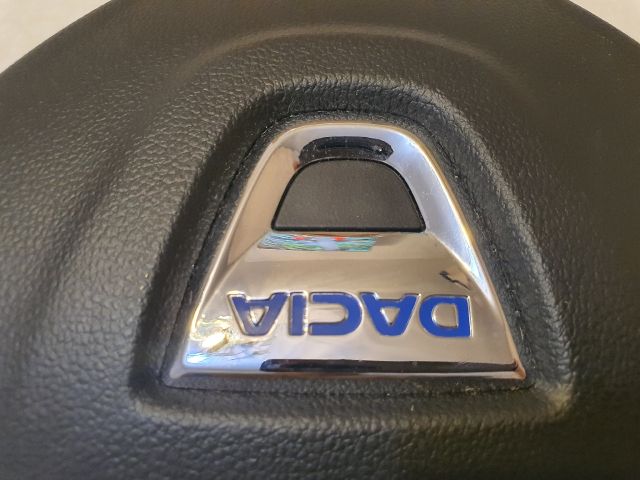 bontott DACIA DUSTER Kormánylégzsák