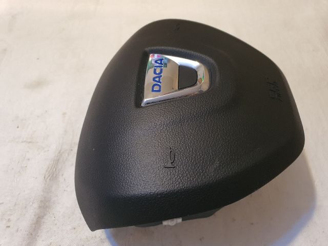 bontott DACIA DUSTER Kormánylégzsák