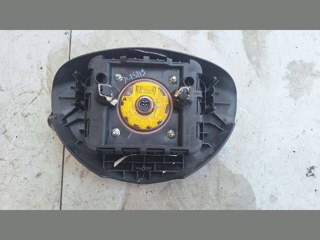 bontott DACIA DUSTER Kormánylégzsák