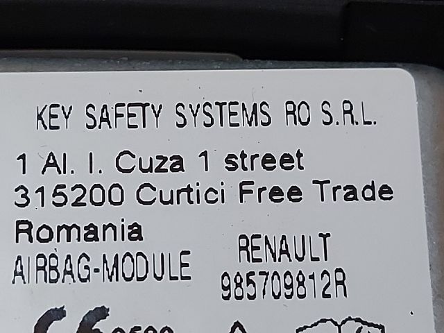 bontott DACIA DUSTER Kormánylégzsák