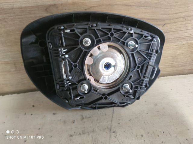 bontott DACIA DUSTER Kormánylégzsák