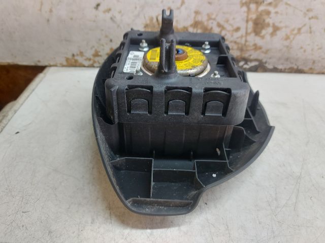 bontott DACIA DUSTER Kormánylégzsák