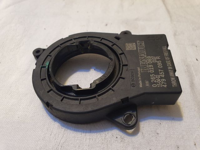 bontott DACIA DUSTER Kormányszög Jeladó