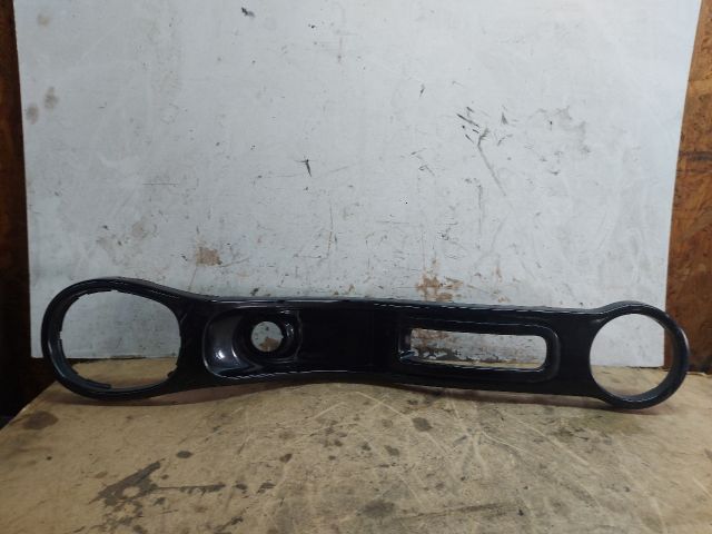 bontott DACIA DUSTER Középkonzol Keret