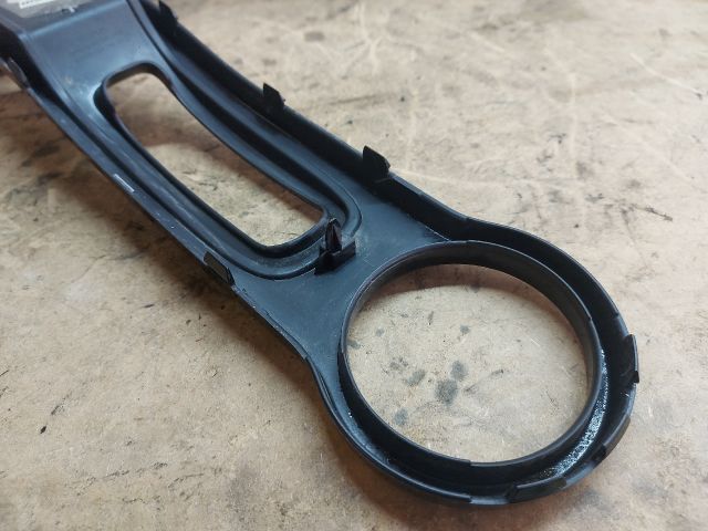 bontott DACIA DUSTER Középkonzol Keret