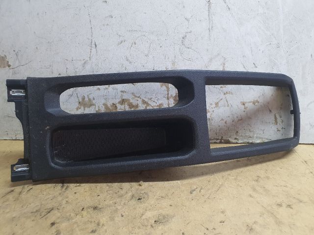 bontott DACIA DUSTER Középkonzol Keret