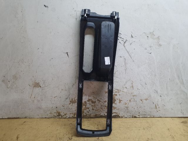 bontott DACIA DUSTER Középkonzol Keret