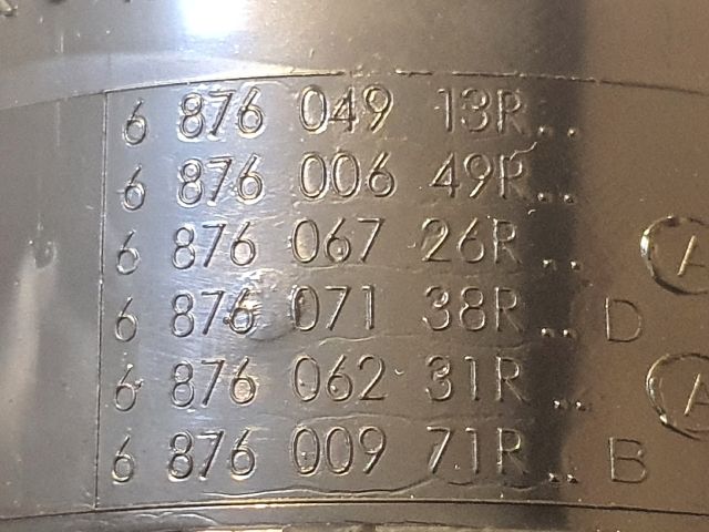 bontott DACIA DUSTER Középső Szellőző