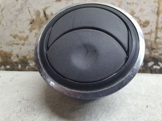 bontott DACIA DUSTER Középső Szellőző