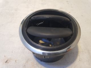 bontott DACIA DUSTER Középső Szellőző