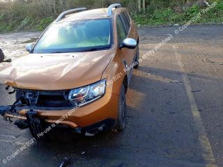 bontott DACIA DUSTER Középső Szellőző