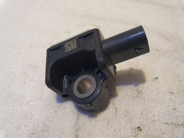 bontott DACIA DUSTER Központi Ütközés Érzékelő