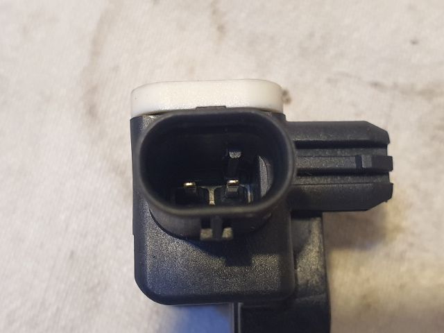 bontott DACIA DUSTER Központi Ütközés Érzékelő