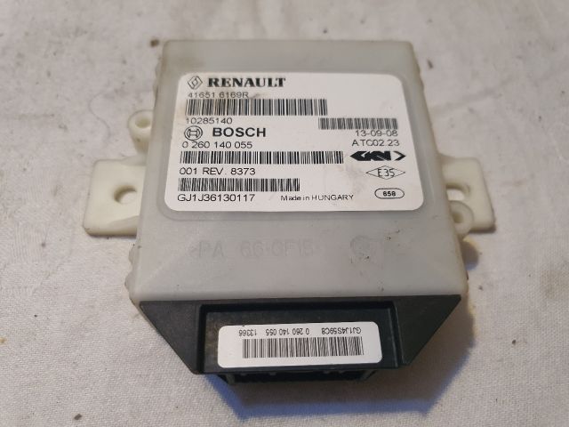 bontott DACIA DUSTER Központizár Elektronika