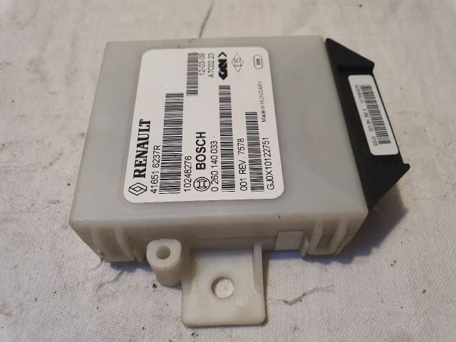 bontott DACIA DUSTER Központizár Elektronika