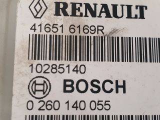 bontott DACIA DUSTER Központizár Elektronika