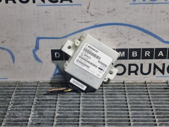 bontott DACIA DUSTER Központizár Elektronika