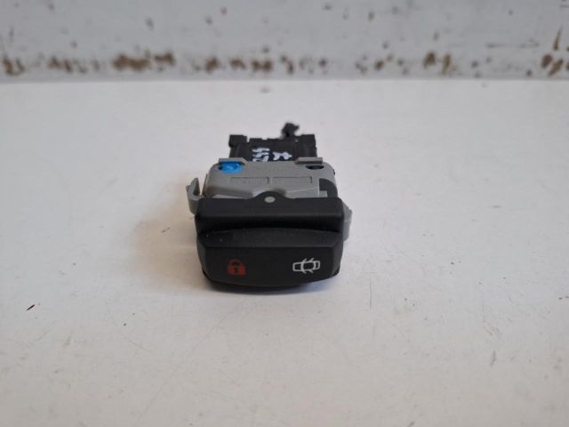 bontott DACIA DUSTER Központizár Kapcsoló