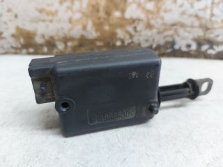 bontott DACIA DUSTER Központizár Motor Csomagtérajtó