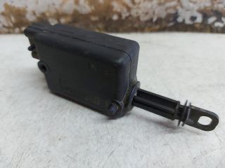 bontott DACIA DUSTER Központizár Motor Csomagtérajtó