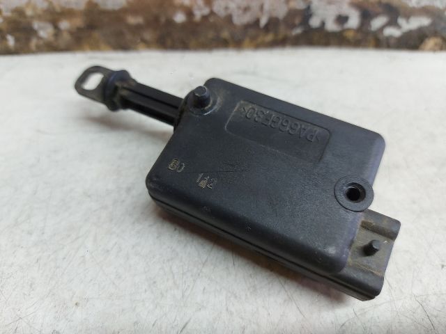 bontott DACIA DUSTER Központizár Motor Csomagtérajtó