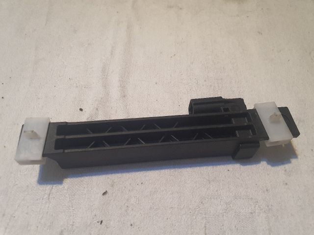 bontott DACIA DUSTER Kulcs Nélküli Nyitás Jeladó