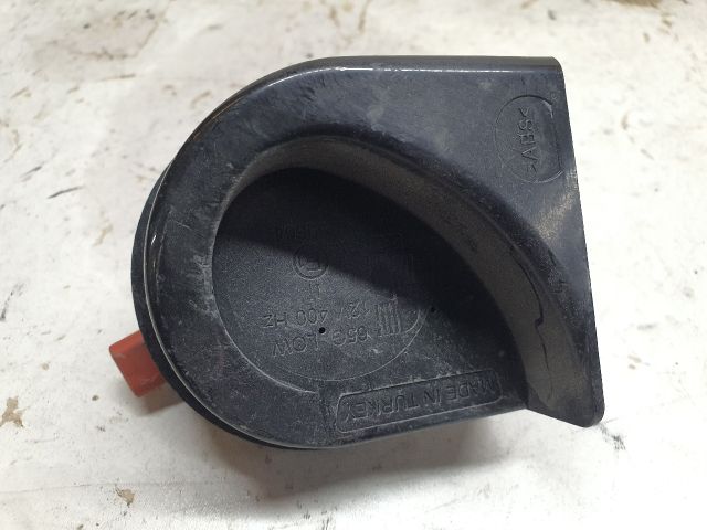 bontott DACIA DUSTER Kürt