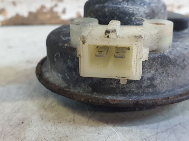 bontott DACIA DUSTER Kürt