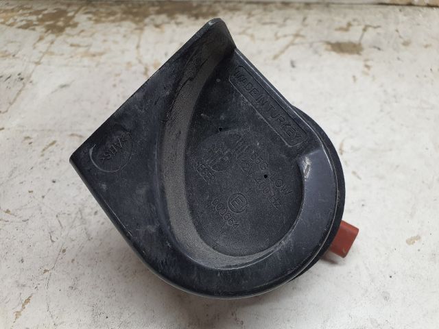 bontott DACIA DUSTER Kürt