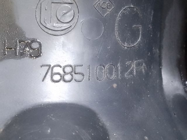 bontott DACIA DUSTER Küszöb Burkolat