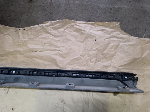 bontott DACIA DUSTER Küszöb Burkolat