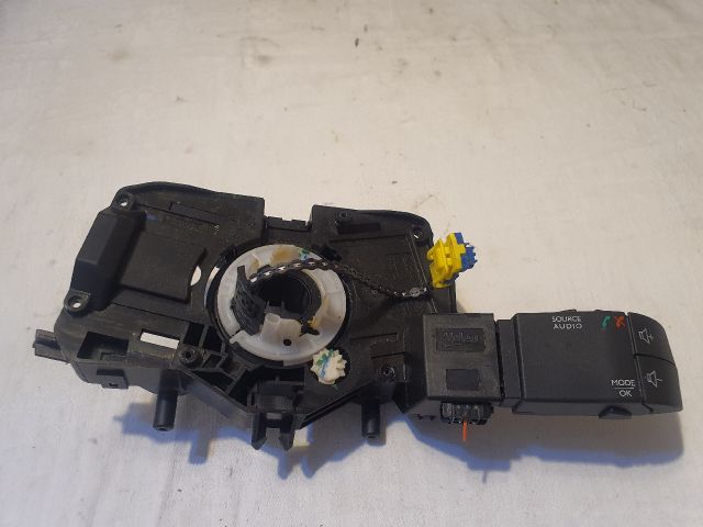 bontott DACIA DUSTER Légzsák Átvezető Szalagkábel