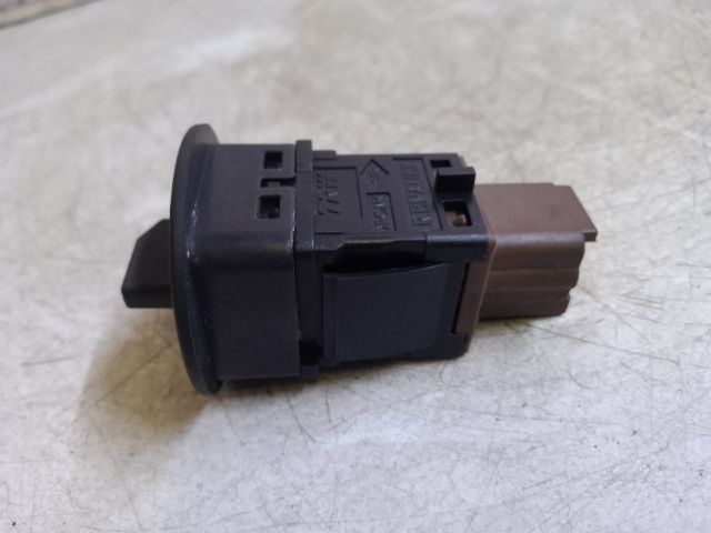 bontott DACIA DUSTER Légzsák Kapcsoló