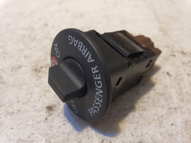 bontott DACIA DUSTER Légzsák Kapcsoló