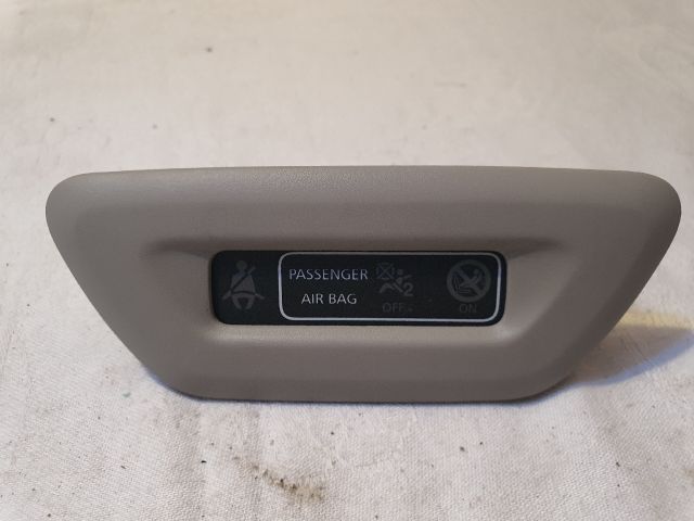 bontott DACIA DUSTER Légzsák Visszajelző