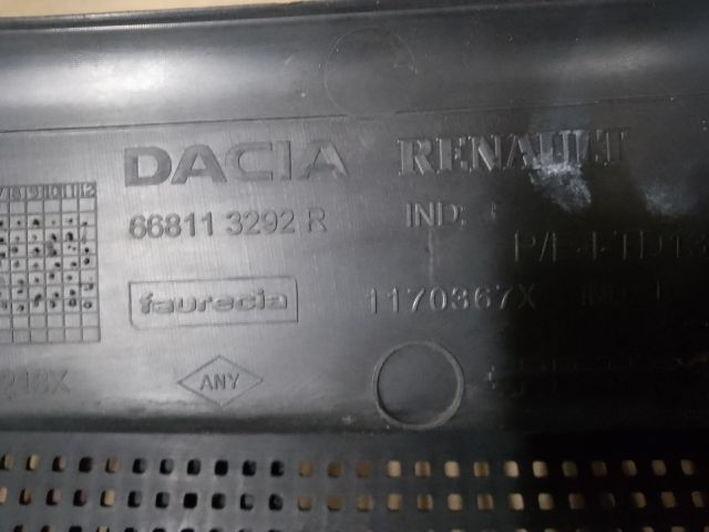 bontott DACIA DUSTER Levélrács