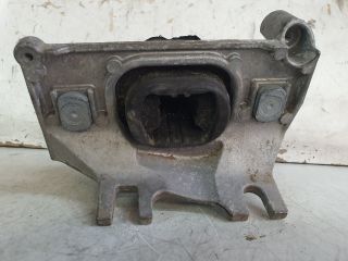 bontott DACIA DUSTER Motor Tartó Bak Bal