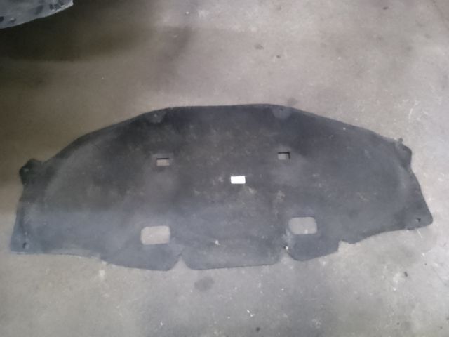 bontott DACIA DUSTER Motorháztető Szigetelés