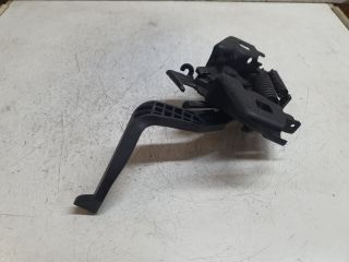 bontott DACIA DUSTER Motorháztető Zárszerkezet