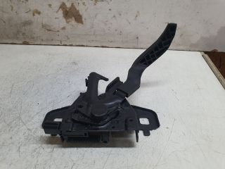 bontott DACIA DUSTER Motorháztető Zárszerkezet