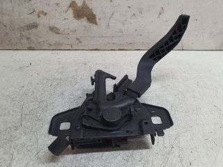 bontott DACIA DUSTER Motorháztető Zárszerkezet