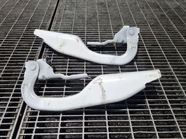 bontott DACIA DUSTER Motorháztető Zsanér Pár