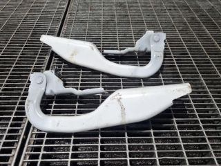 bontott DACIA DUSTER Motorháztető Zsanér Pár