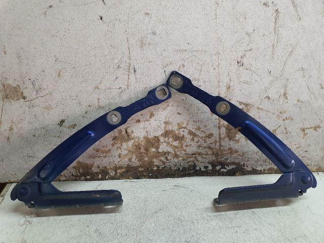 bontott DACIA DUSTER Motorháztető Zsanér Pár