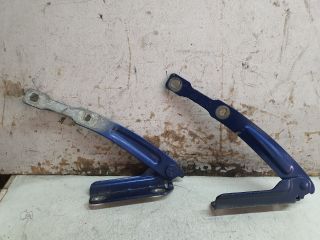 bontott DACIA DUSTER Motorháztető Zsanér Pár