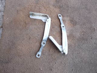 bontott DACIA DUSTER Motorháztető Zsanér Pár