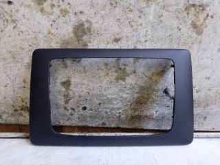 bontott DACIA DUSTER Multifunkciós Kijelző Keret