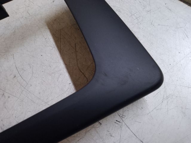 bontott DACIA DUSTER Multifunkciós Kijelző Keret