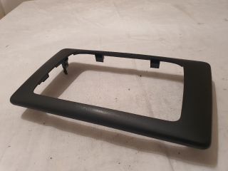 bontott DACIA DUSTER Multifunkciós Kijelző Keret